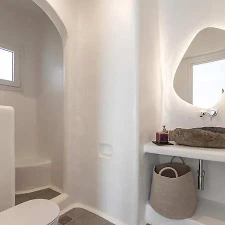 Ariadne's Crown Luxury Astroconcept With Private Pools And Spas