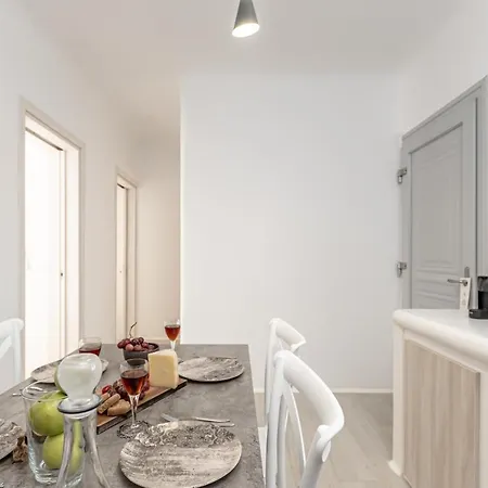 Ariadne's Crown Luxury Astroconcept With Private Pools And Spas