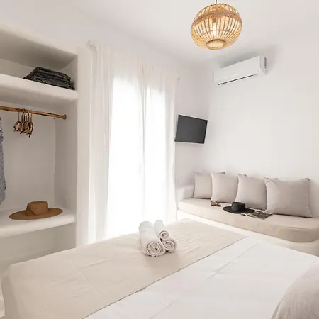 Ariadne's Crown Luxury Astroconcept With Private Pools And Spas