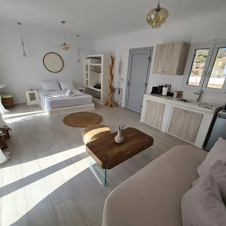 Ariadne's Crown Luxury Astroconcept With Private Pools And Spas Vívlos