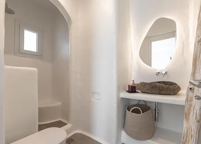 Ariadne's Crown Luxury Astroconcept With Private Pools And Spas