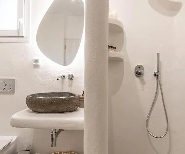 Ariadne's Crown Luxury Astroconcept With Private Pools And Spas فيلة