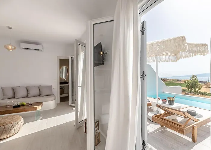 Ariadne's Crown Luxury Astroconcept With Private Pools And Spas فيلة