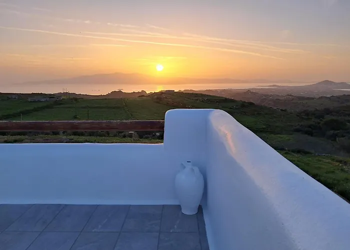 Ariadne's Crown Luxury Astroconcept With Private Pools And Spas فيلة