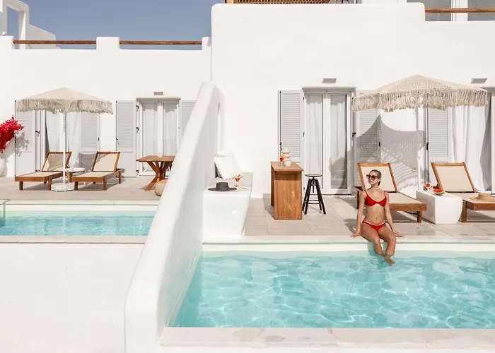 Ariadne's Crown Luxury Astroconcept With Private Pools And Spas فيلة Vívlos