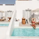 Ariadne's Crown Luxury Astroconcept With Private Pools And Spas Villa Vivlos