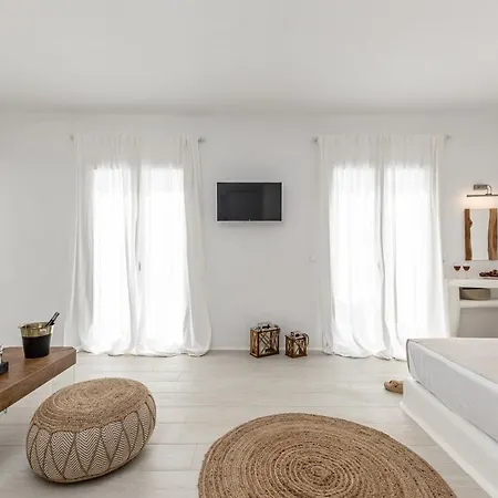 Ariadne's Crown Luxury Astroconcept With Private Pools And Spas Villa