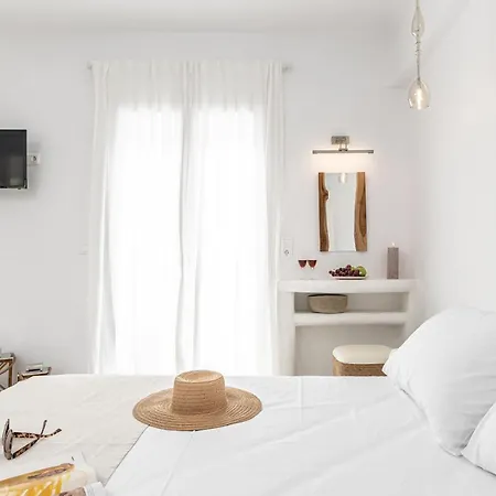 Villa Ariadne's Crown Luxury Astroconcept With Private Pools And Spas *