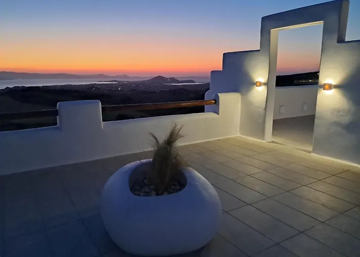 Ariadne's Crown Luxury Astroconcept With Private Pools And Spas