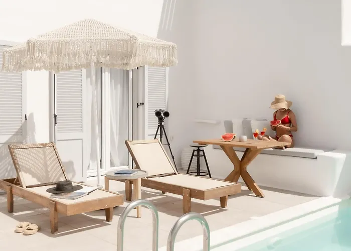 Ariadne's Crown Luxury Astroconcept With Private Pools And Spas